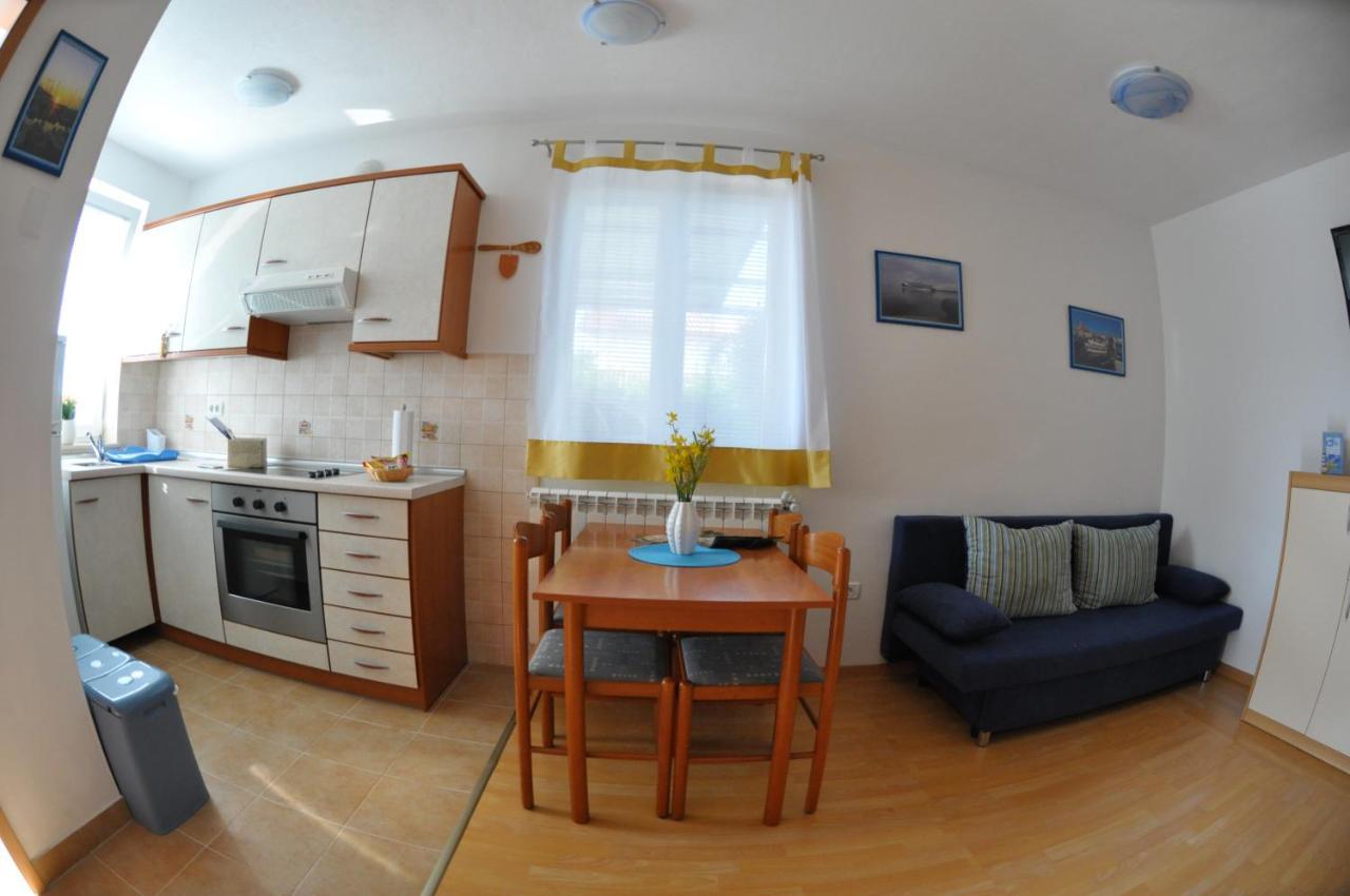 Apartma Brnistra Ginestra Koper Exterior foto